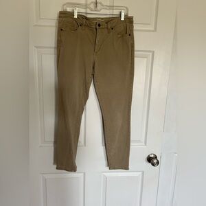 Women’s Universal Thread Khaki Jeans